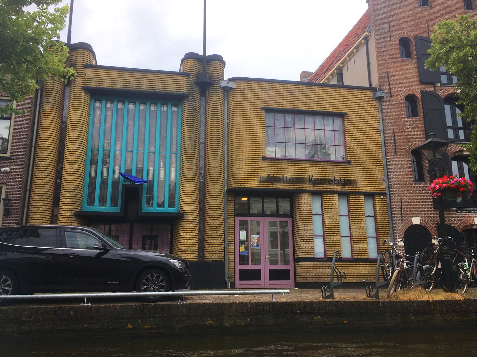 Voormalige glasfabriek / Ateliers Kerrebijn