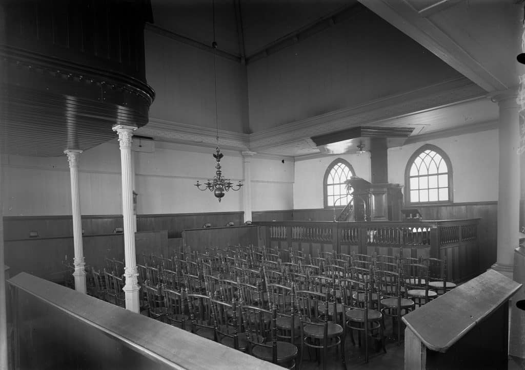 Onbekend - Collectie Regionaal Archief Alkmaar - Interieur Zwarte kerkje - RAA003013123 Circa 1920