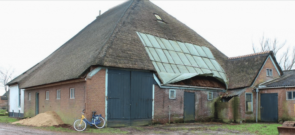 p6-7 Oterleek Lange Molenweg achteraanzicht stolp