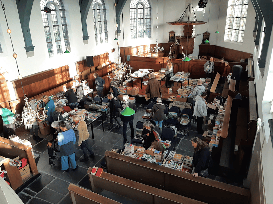 Kerkenvisie Dorpskerk Grootschermer boeken en platenmarkt