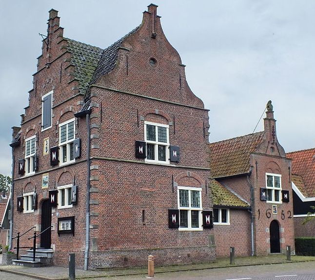 Het voormalige raadhuis in Grootschermer