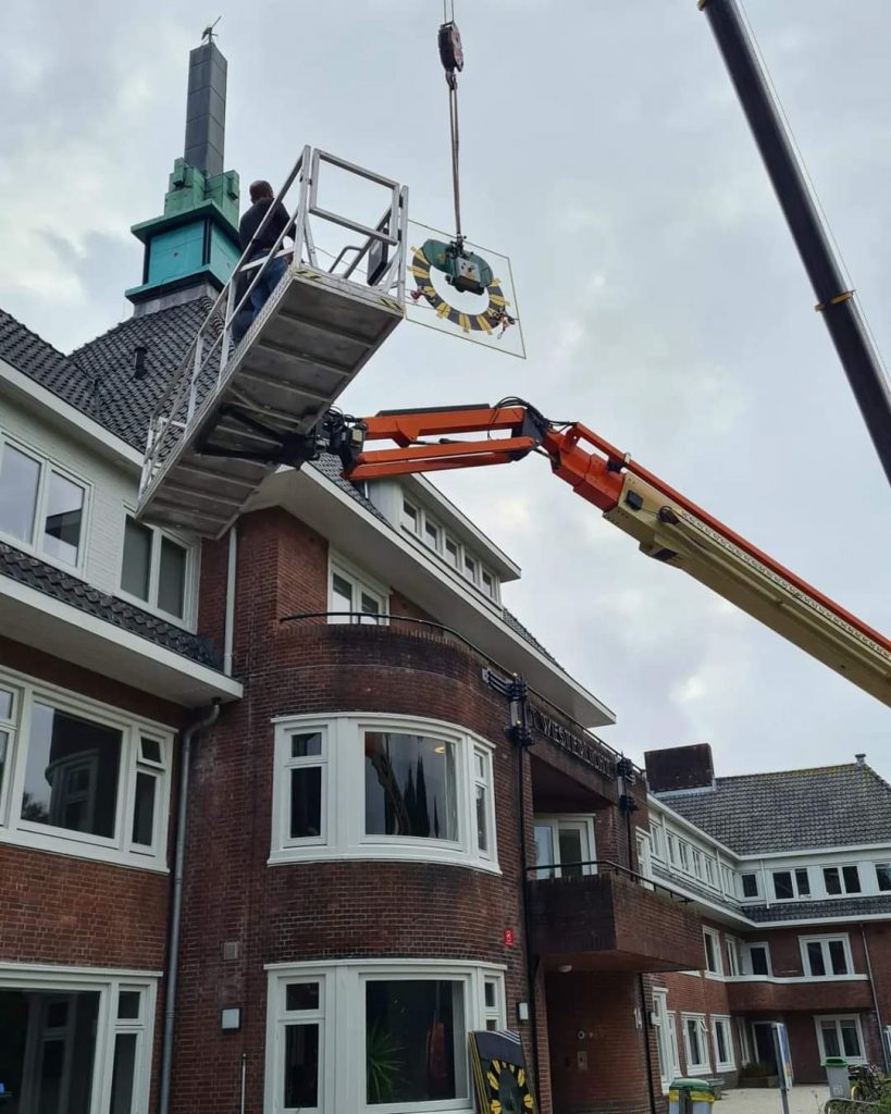 Wijzerplaten torenuurwerk Westerlicht