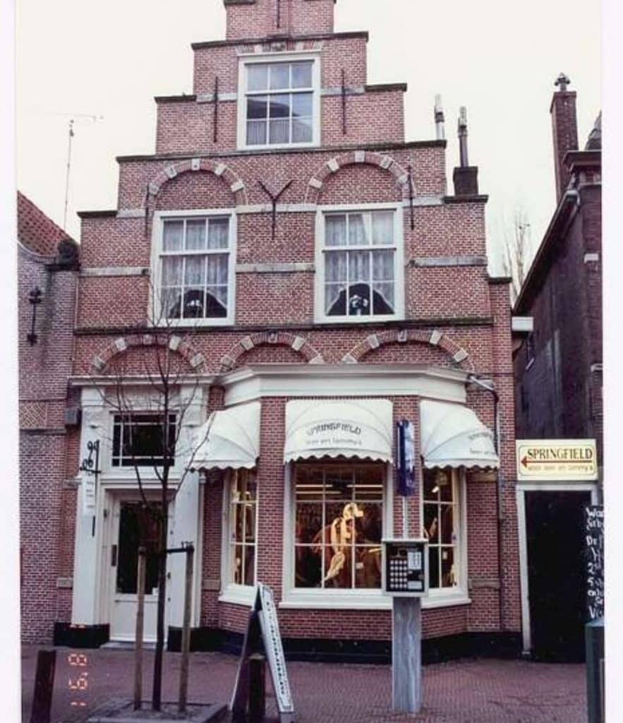 Pottenbakken aan de Laat 25 oktober 2024-pand in 1997