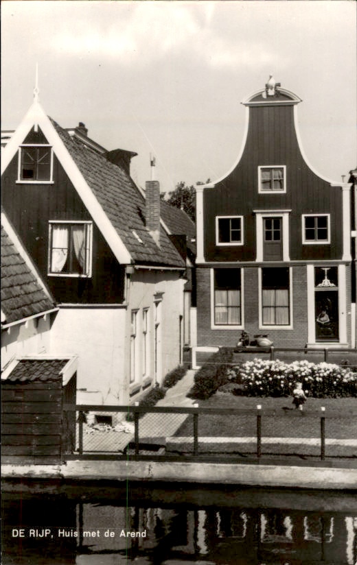 Prentbriefkaart van het Huis met de Arend. Circa 1960 - 1979. Collectie Kaptein.