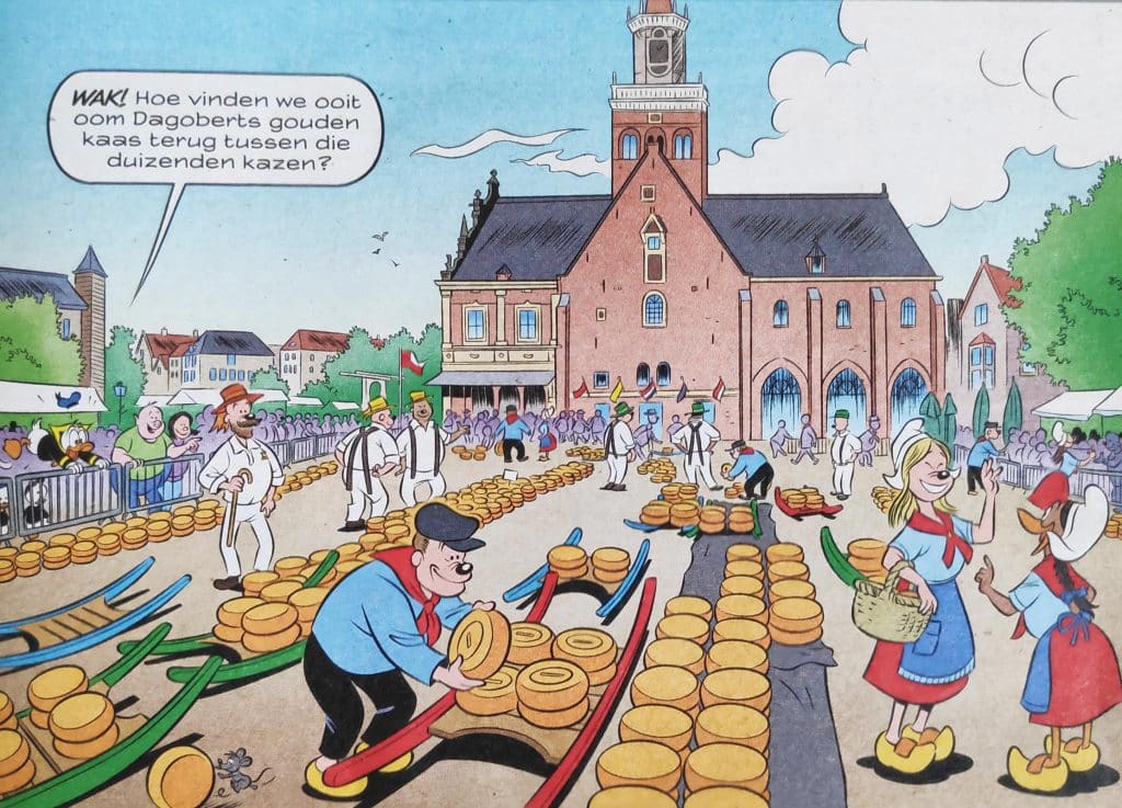 In nummer 17 van 2025 speelde het Waaggebouw een hoofdrol in het bekende weekblad Donald Duck. In nummer 17 van 2025 speelde Alkmaar een hoofdrol in het bekende weekblad Donald Duck. Hier zie je Donald op de kaasmarkt in Alkmaar.