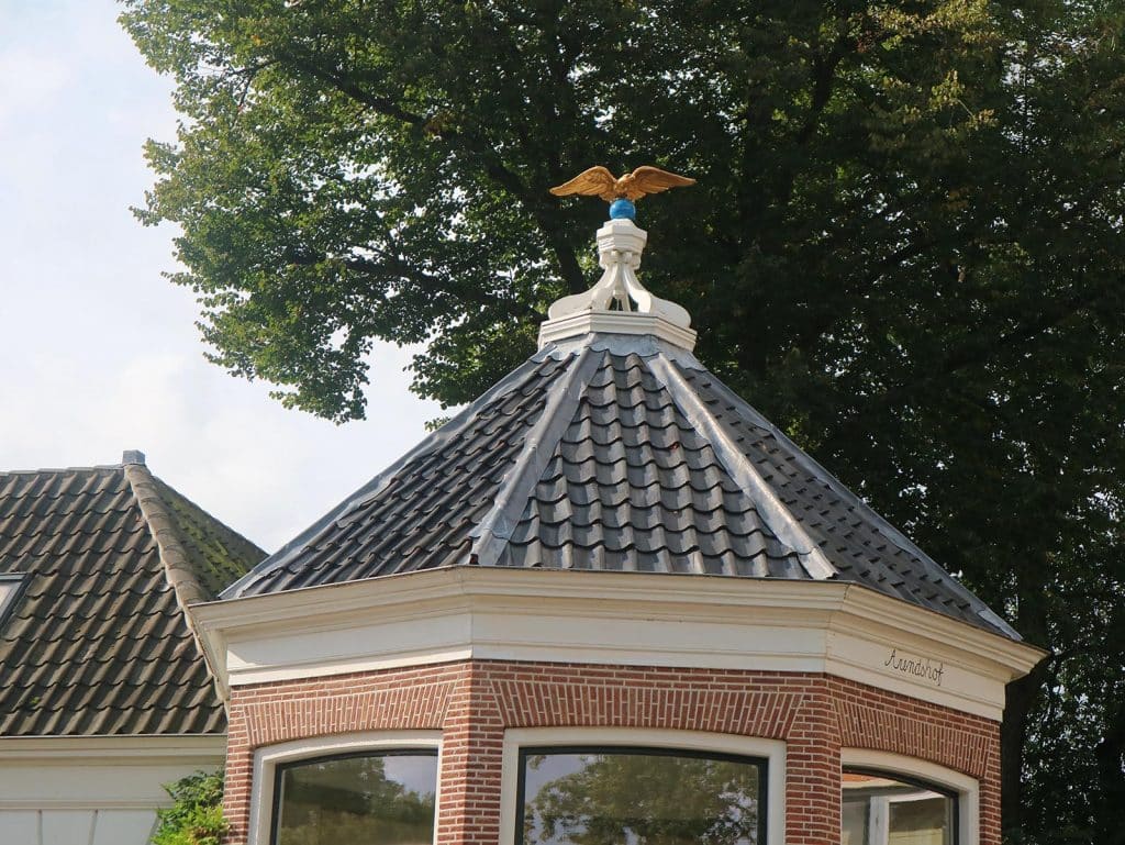De Arend op de koepel van De Arendshof aan de Geestersingel in Alkmaar 2025