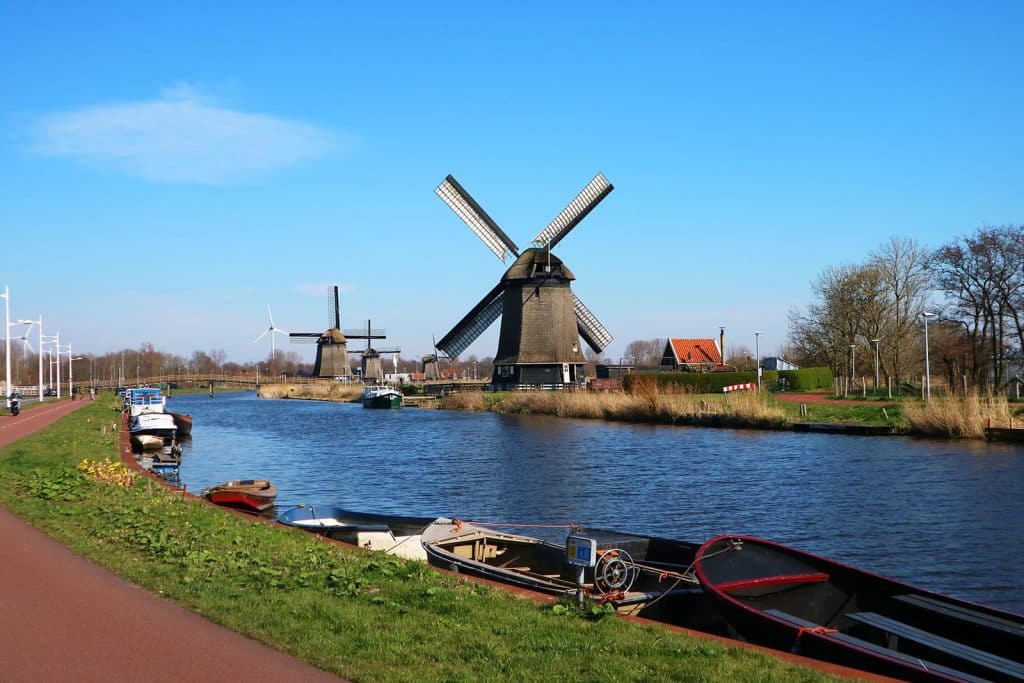 Molen B, Strijkmolen, aan de Molenkade in Oudorp. Foto Carola Hoogeveen 2020.