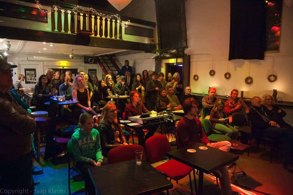 De Groene Zwaan is nu een cultureel podium. Concert in de Groene Zwaan rond 2015. Foto Jaap Klaver.