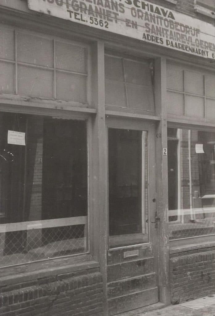 Achterdam 2, B Schiava Italiaans Granietbedrijf in 1965.