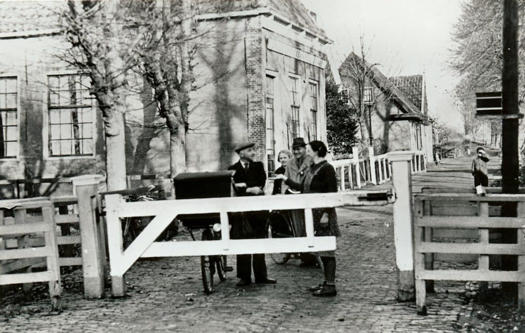 Grafter tolpoort in 1920