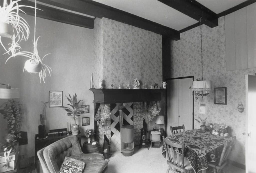 Interieur woning Hofje van Splinter. Foto Berend Ulrich 1983.