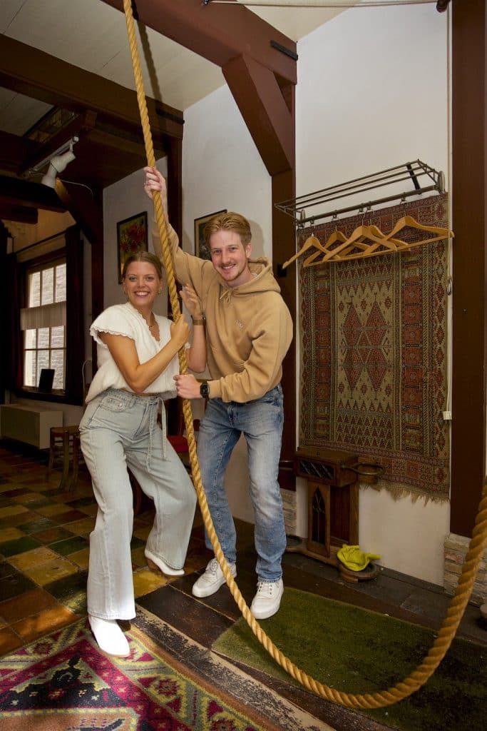 Pakhuis De Koopman zak ophijsen