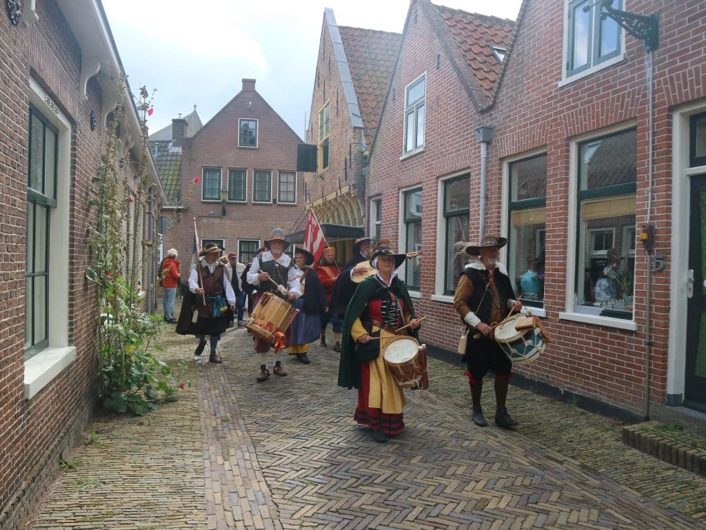 Vive les Gueux tijdens de muzikale wandeling