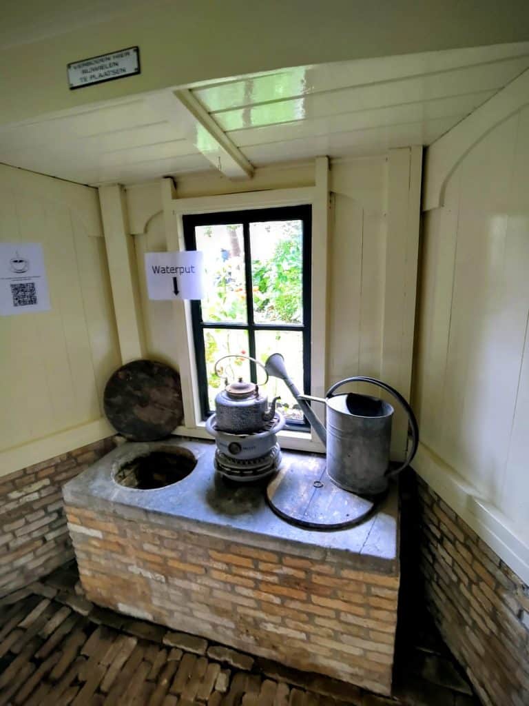Waterput in het Hofje van Bijlevelt