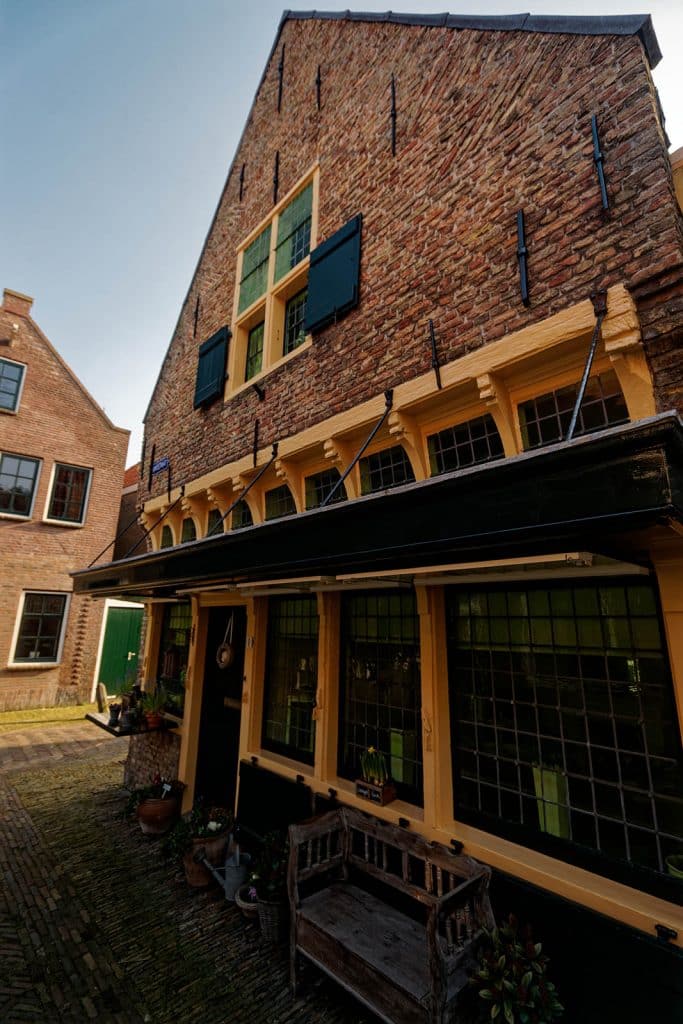 Kanisstraat 1. Foto Txllxt TxllxT 2011.