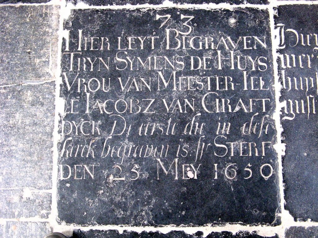 Grafzerk Tryn Symens in de Dorpskerk in West-Graftdijk. Foto J. van Zanten 2009.