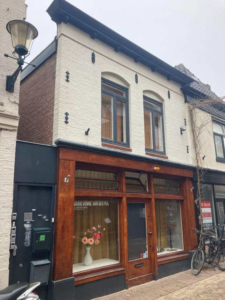 Winkelpand aan de Achterstraat 58 in Alkmaar