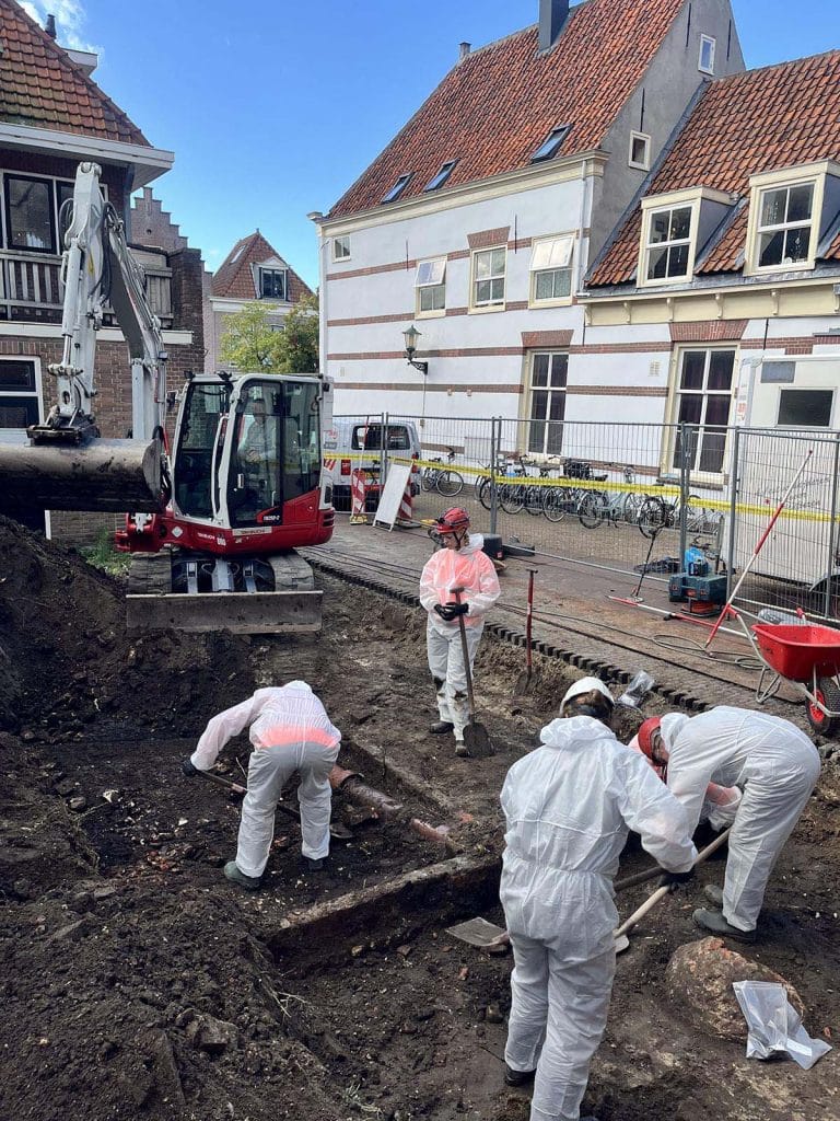 De opgraving aan het Verdronkenoord bij de Laurentiuskerk