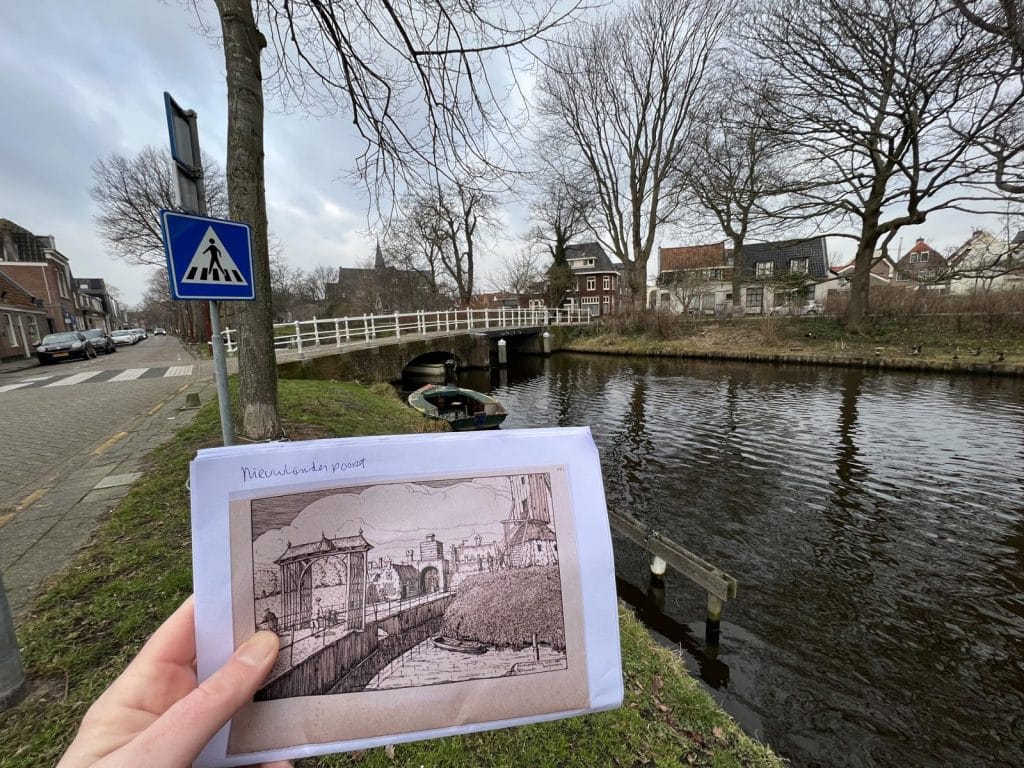 De locatie van de Nieuwlanderpoort toen en nu vanaf de buitenkant van de poort gezien.