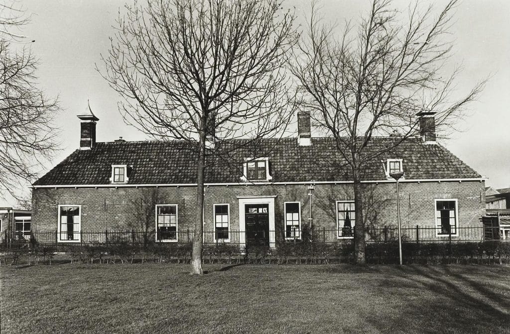 Achtergevel aan de Wildemanstraat tijdens de verbouwing en restauratie van 1973-1975. Foto J. Elsinga