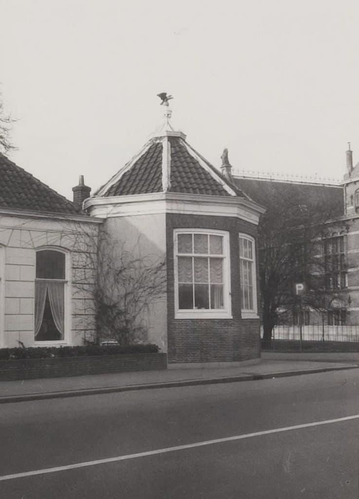 Koepel van De Arendshof op de hoek van de Cabeljaustraat in 1963
