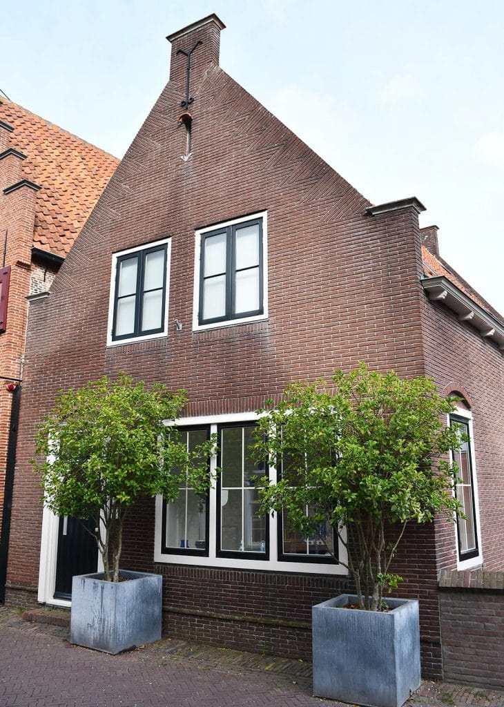 Gevel van Jan Boonplein 20 in De Rijp.