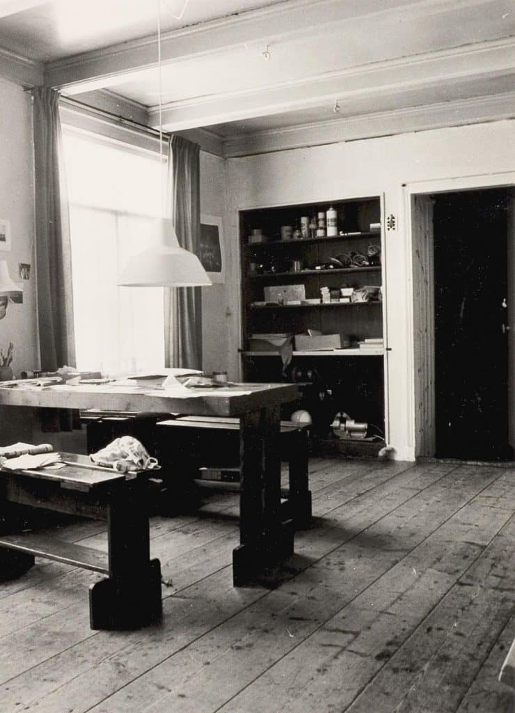 Woonkamer in het Hofje van Bijlevelt. Foto J. Elsinga 1981.