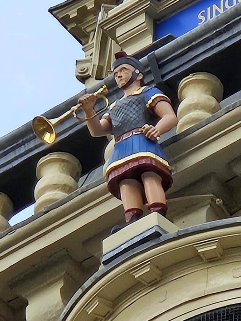 Klaroenblazer op de Waagtoren.