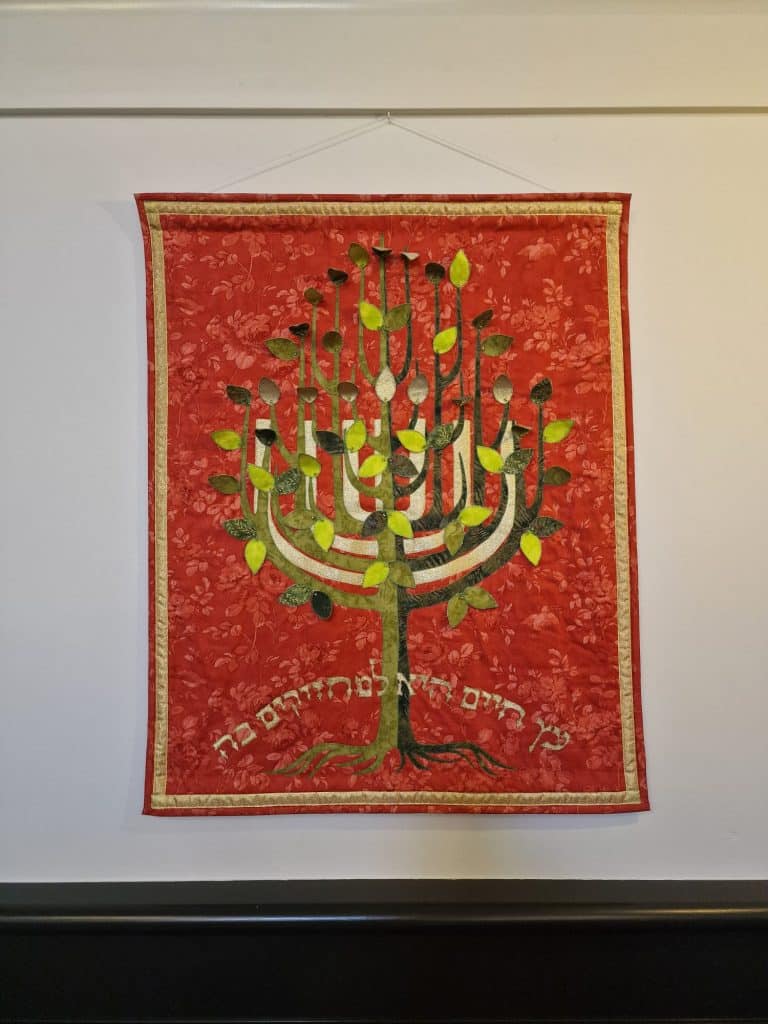 Wandkleed in de Alkmaarse Synagoge Beet David