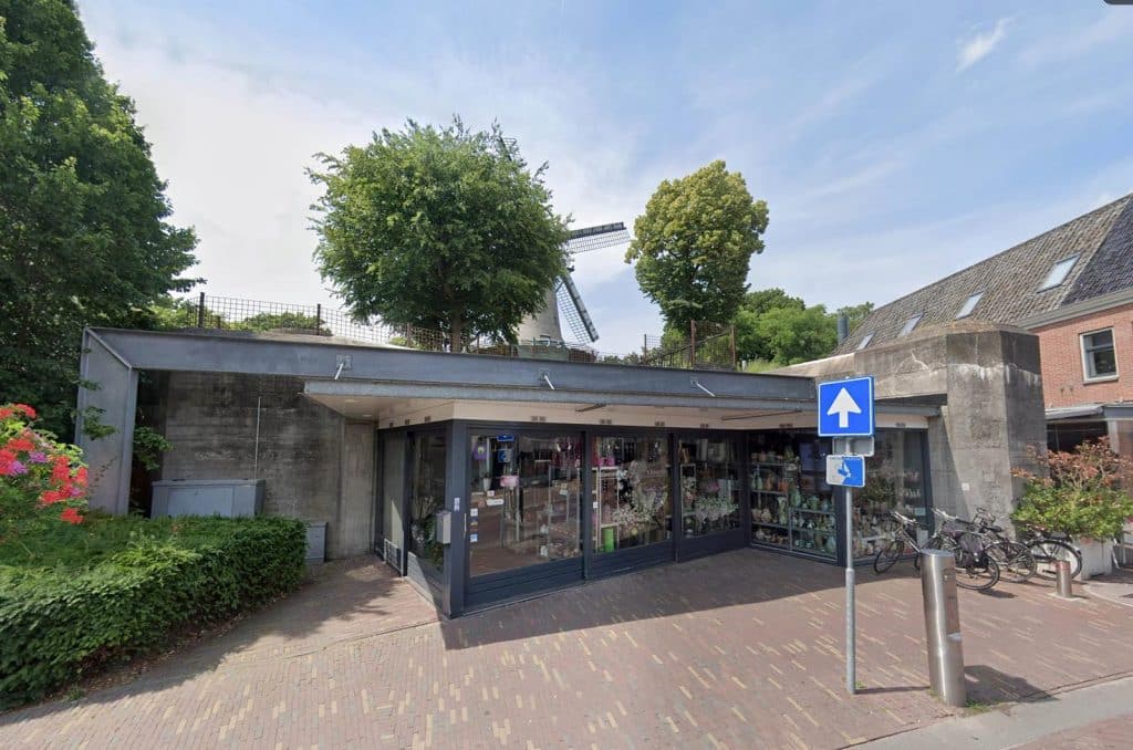Bloemenwinkel in Bunker 617 onder het Bolwerk aan het Ritsevoort. Foto Google Maps.