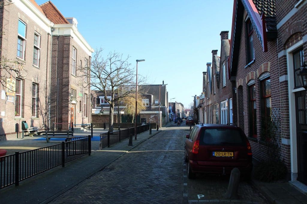 De Snaarmanslaan met Basisschool Bello in 2014
